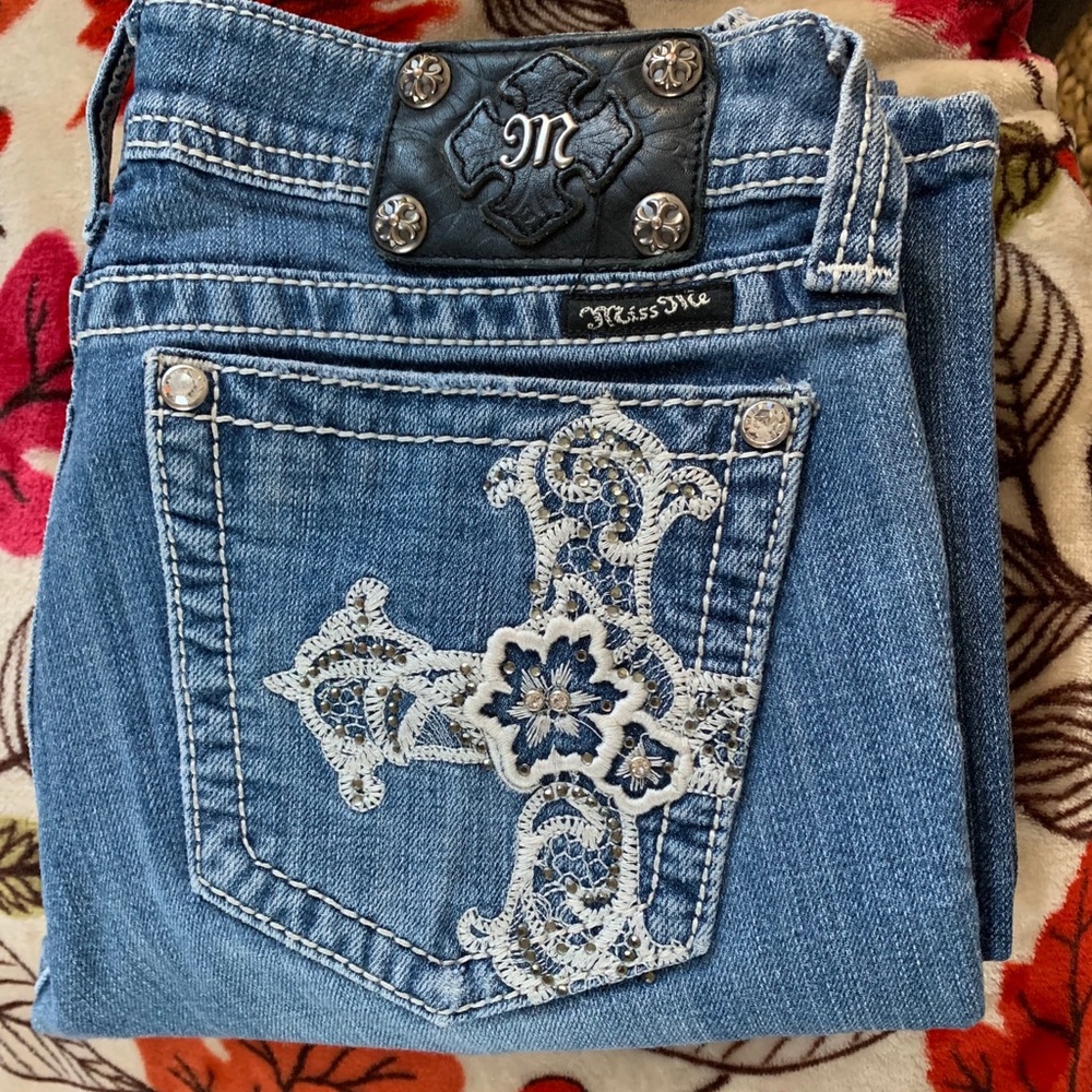 🌸traded🌸 Miss Me size 28